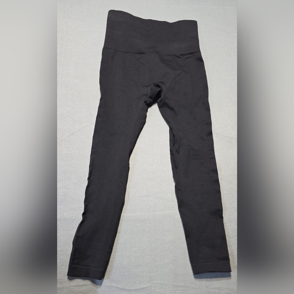 Homma High-Waisted EUC Black Leggings Size Large 18 Waist - Picture 2 of 3